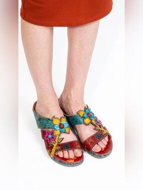 SOCOFY Red Floral Leather Sandals Women's Size 42